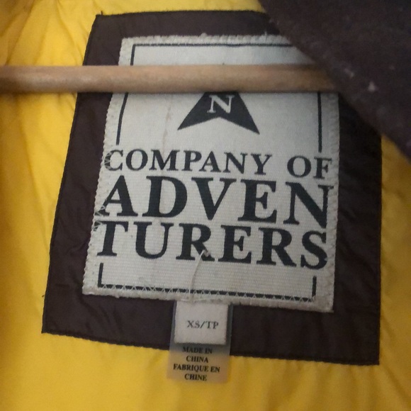 Company of Adventures Coat - Picture 6 of 10